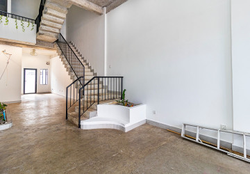 2 Bedroom Commercial Shophouse For Rent - Slor Kram, Siem Reap thumbnail