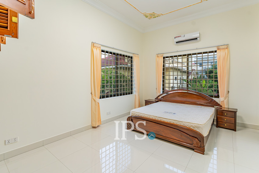 3 Bedroom Villa For Rent - Boeung Kak 2, Phnom Penh