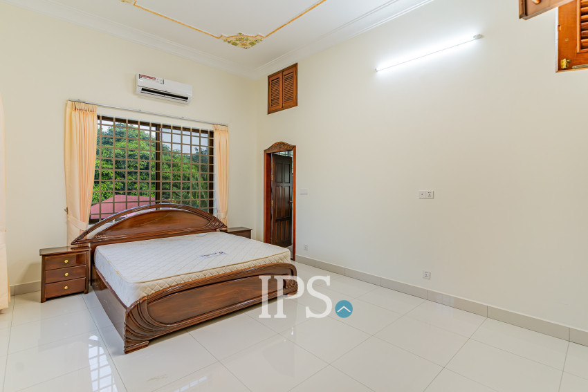3 Bedroom Villa For Rent - Boeung Kak 2, Phnom Penh