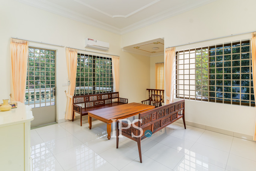 3 Bedroom Villa For Rent - Boeung Kak 2, Phnom Penh