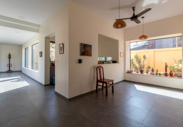 3 Bedroom House For Rent - Svay Dangkum, Siem Reap thumbnail