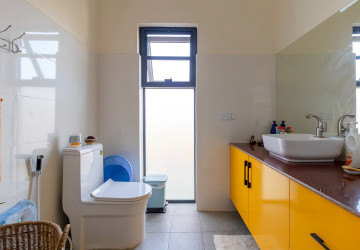 3 Bedroom House For Rent - Svay Dangkum, Siem Reap thumbnail