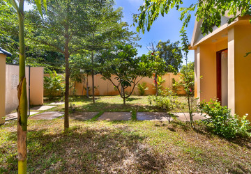 3 Bedroom House For Rent - Svay Dangkum, Siem Reap thumbnail