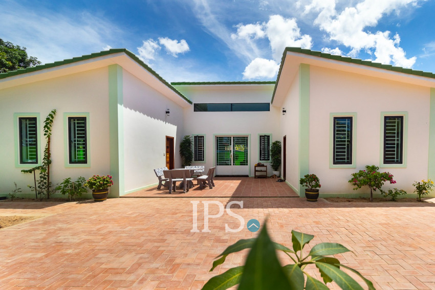 4 Bedroom House For Sale - Svay Dangkum, Siem Reap