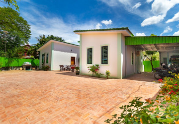 4 Bedroom House For Sale - Svay Dangkum, Siem Reap thumbnail