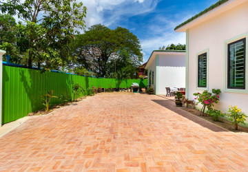 4 Bedroom House For Sale - Svay Dangkum, Siem Reap thumbnail