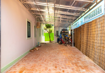 4 Bedroom House For Sale - Svay Dangkum, Siem Reap thumbnail
