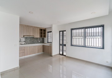 4 Bedroom Twin Villa For Rent - Chip Mong Landmark 60M, Phnom Penh thumbnail