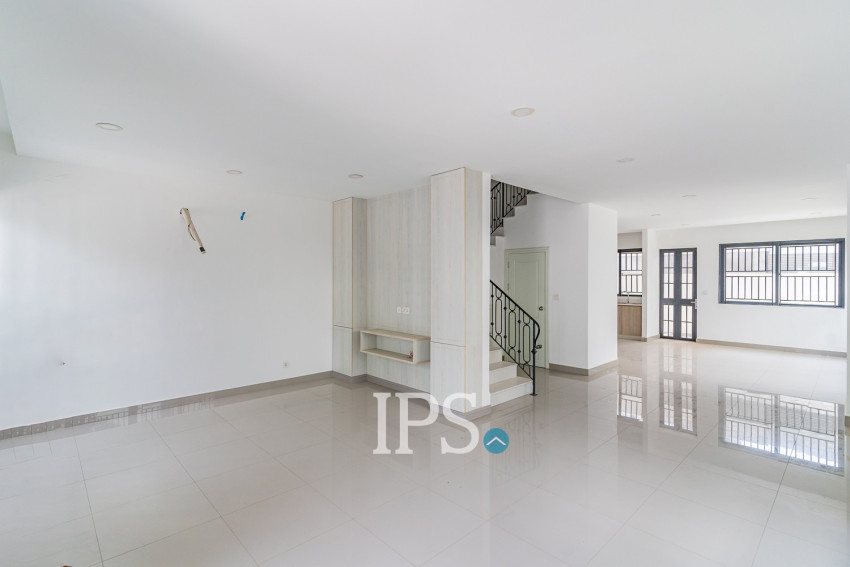 4 Bedroom Twin Villa For Rent - Chip Mong Landmark 60M, Phnom Penh