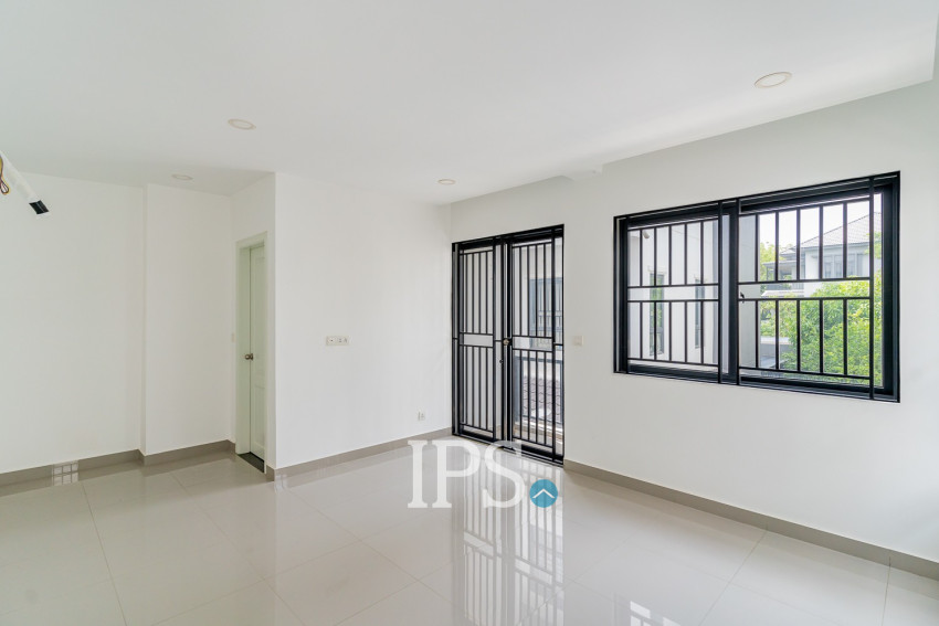 4 Bedroom Twin Villa For Rent - Chip Mong Landmark 60M, Phnom Penh