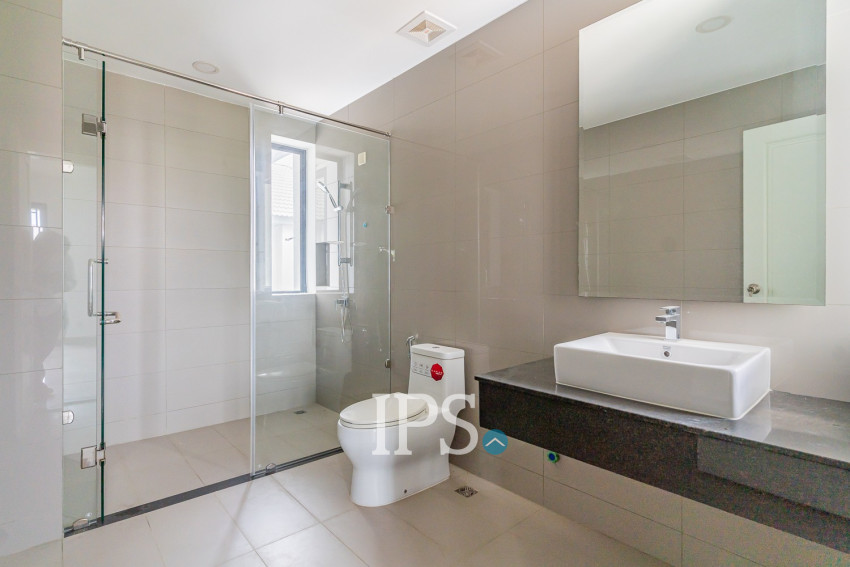 4 Bedroom Twin Villa For Rent - Chip Mong Landmark 60M, Phnom Penh