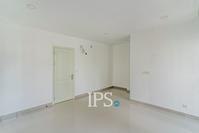 4 Bedroom Twin Villa For Rent - Chip Mong Landmark 60M, Phnom Penh