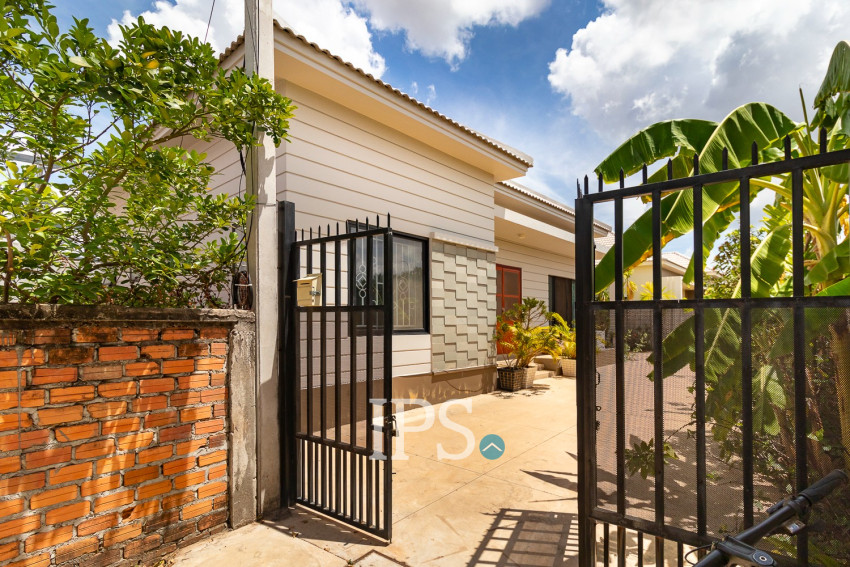 2 Bedroom House For Rent - Sala Kamreuk, Siem Reap