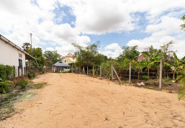 480 Sqm Land For Sale - Kandaek, Prasat Bakong, Siem Reap thumbnail