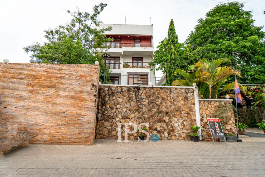 14-Room Boutique Hotel Business For Sale in Svay Dangkum, Siem Reap