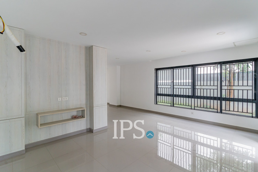4 Bedroom Twin Villa For Sale - Chip Mong Landmark 60M, Phnom Penh