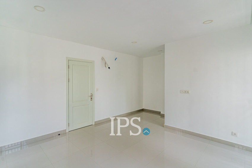 4 Bedroom Twin Villa For Sale - Chip Mong Landmark 60M, Phnom Penh