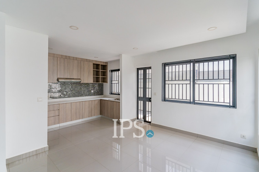 4 Bedroom Twin Villa For Sale - Chip Mong Landmark 60M, Phnom Penh