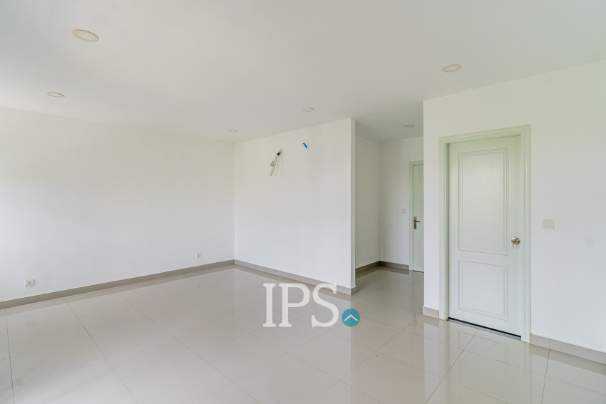 4 Bedroom Twin Villa For Sale - Chip Mong Landmark 60M, Phnom Penh