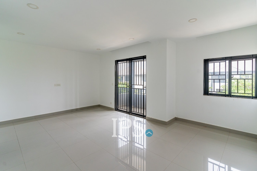 4 Bedroom Twin Villa For Sale - Chip Mong Landmark 60M, Phnom Penh