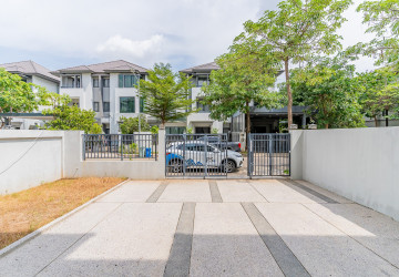 4 Bedroom Twin Villa For Sale - Chip Mong Landmark 60M, Phnom Penh thumbnail
