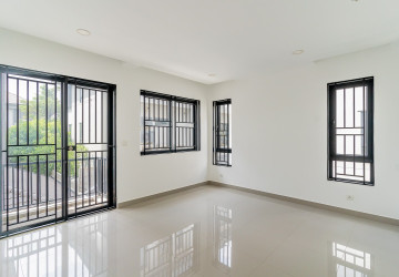 4 Bedroom Twin Villa For Sale - Chip Mong Landmark 60M, Phnom Penh thumbnail