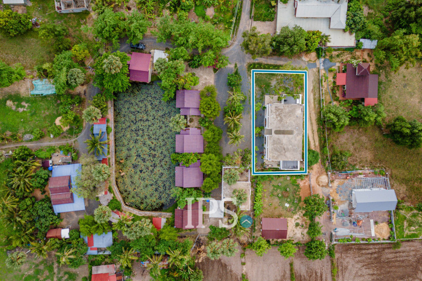 8 Bedroom Villa For Sale - Kampot Province