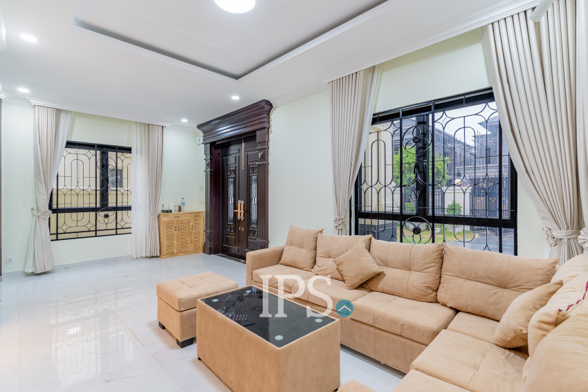 4 Bedroom Villa For Rent - Sambuor Meas, Mukh Kampul, Kandal Province