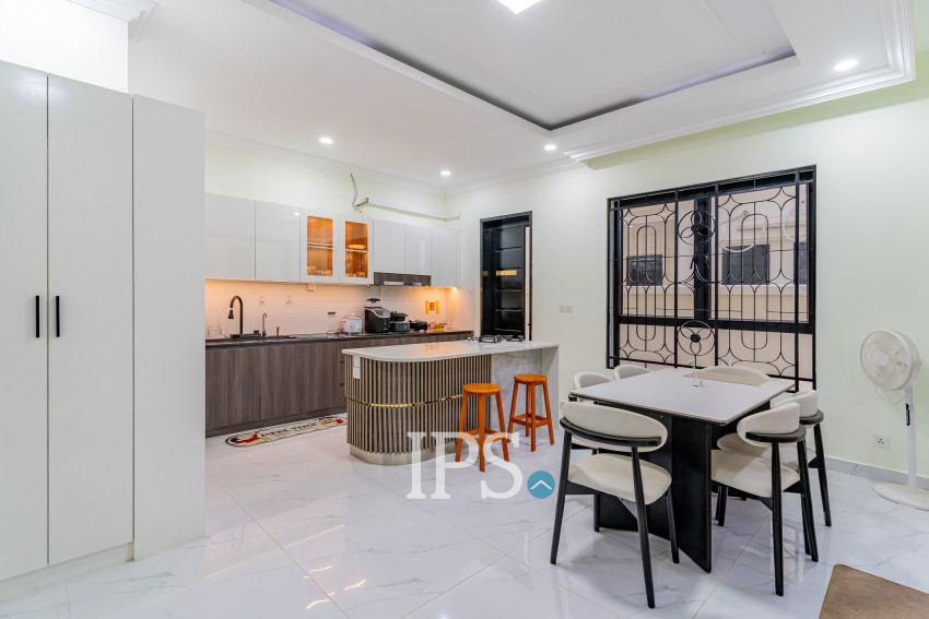 4 Bedroom Villa For Rent - Sambuor Meas, Mukh Kampul, Kandal Province
