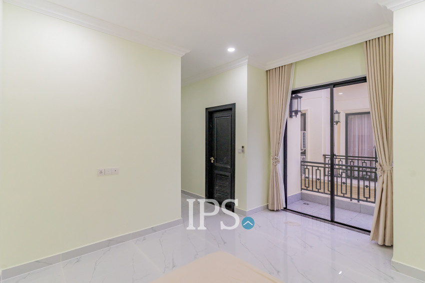 4 Bedroom Villa For Rent - Sambuor Meas, Mukh Kampul, Kandal Province