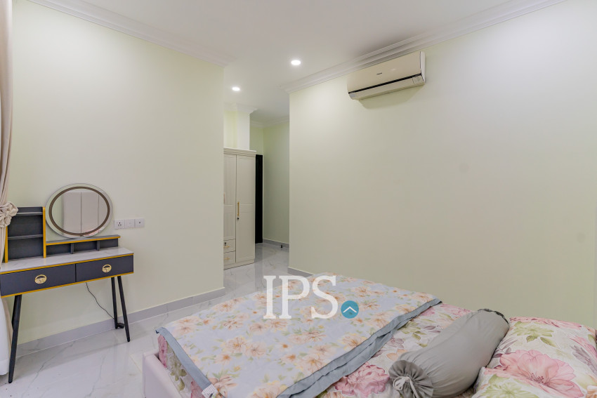 4 Bedroom Villa For Rent - Sambuor Meas, Mukh Kampul, Kandal Province