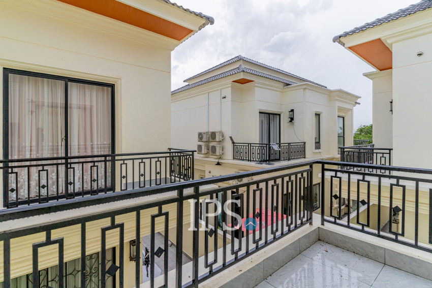 4 Bedroom Villa For Rent - Sambuor Meas, Mukh Kampul, Kandal Province