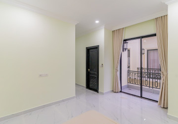 4 Bedroom Villa For Rent - Sambuor Meas, Mukh Kampul, Kandal Province thumbnail