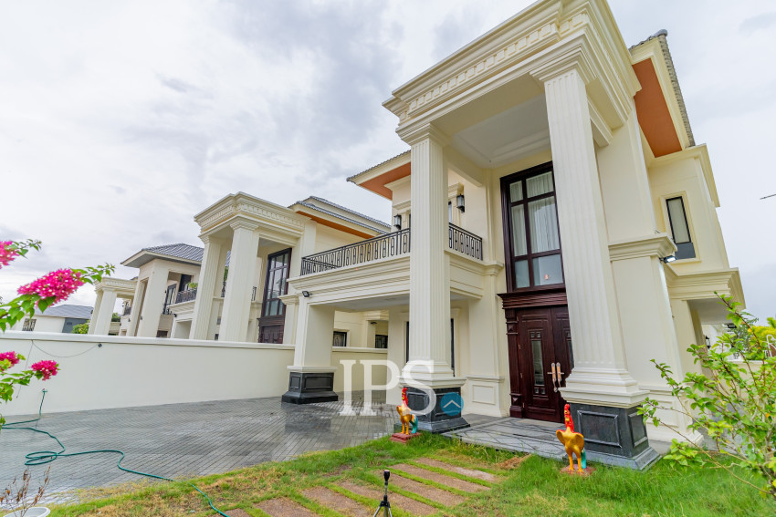 4 Bedroom Villa For Rent - Sambuor Meas, Mukh Kampul, Kandal Province