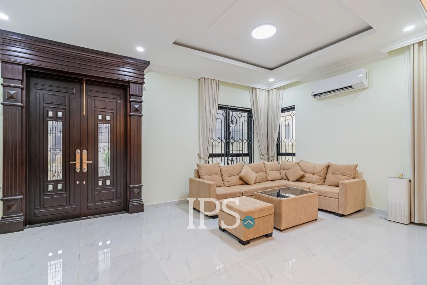 4 Bedroom Villa For Rent - Sambuor Meas, Mukh Kampul, Kandal Province