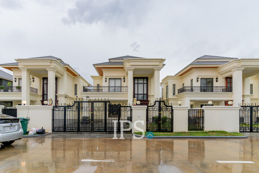 4 Bedroom Villa For Rent - Sambuor Meas, Mukh Kampul, Kandal Province