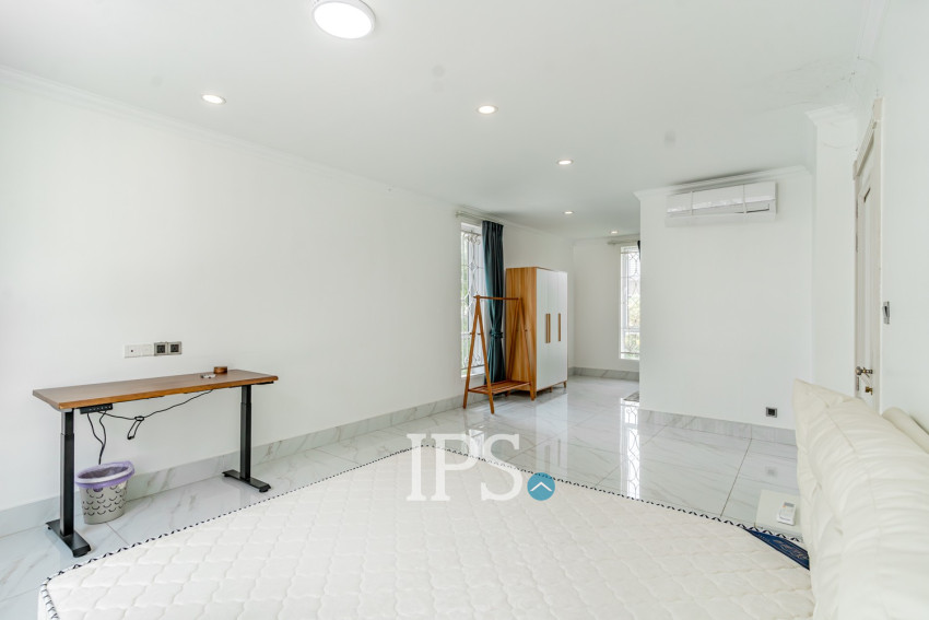5 Bedroom Villa For Rent - Borey Peng Huoth Beong Snor, Chhbar Ampov, Phnom Penh