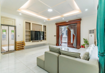 5 Bedroom Villa For Rent - Borey Peng Huoth Beong Snor, Chhbar Ampov, Phnom Penh thumbnail
