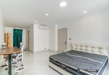 5 Bedroom Villa For Rent - Borey Peng Huoth Beong Snor, Chhbar Ampov, Phnom Penh thumbnail