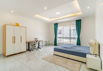5 Bedroom Villa For Rent - Borey Peng Huoth Beong Snor, Chhbar Ampov, Phnom Penh thumbnail