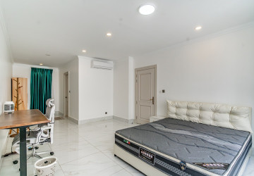 5 Bedroom Villa For Rent - Borey Peng Huoth Beong Snor, Chhbar Ampov, Phnom Penh thumbnail