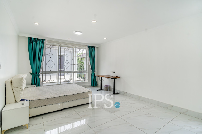 5 Bedroom Villa For Rent - Borey Peng Huoth Beong Snor, Chhbar Ampov, Phnom Penh