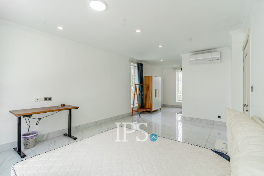 5 Bedroom Villa For Rent - Borey Peng Huoth Beong Snor, Chhbar Ampov, Phnom Penh