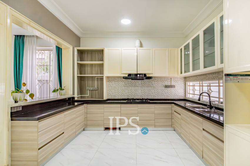 5 Bedroom Villa For Rent - Borey Peng Huoth Beong Snor, Chhbar Ampov, Phnom Penh