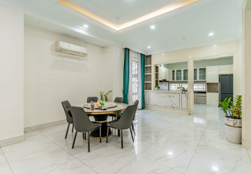 5 Bedroom Villa For Rent - Borey Peng Huoth Beong Snor, Chhbar Ampov, Phnom Penh thumbnail