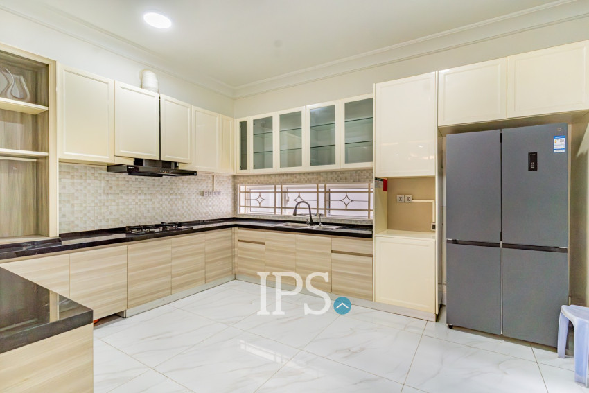 5 Bedroom Villa For Rent - Borey Peng Huoth Beong Snor, Chhbar Ampov, Phnom Penh
