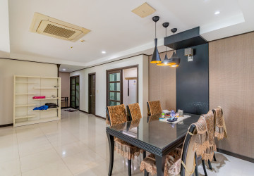 6th Floor 3 Bedroom Condo For Sale - De Castle Royal, BKK1, Phnom Penh thumbnail