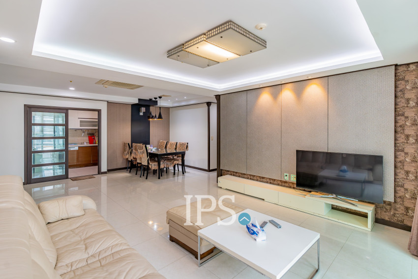 6th Floor 3 Bedroom Condo For Sale - De Castle Royal, BKK1, Phnom Penh