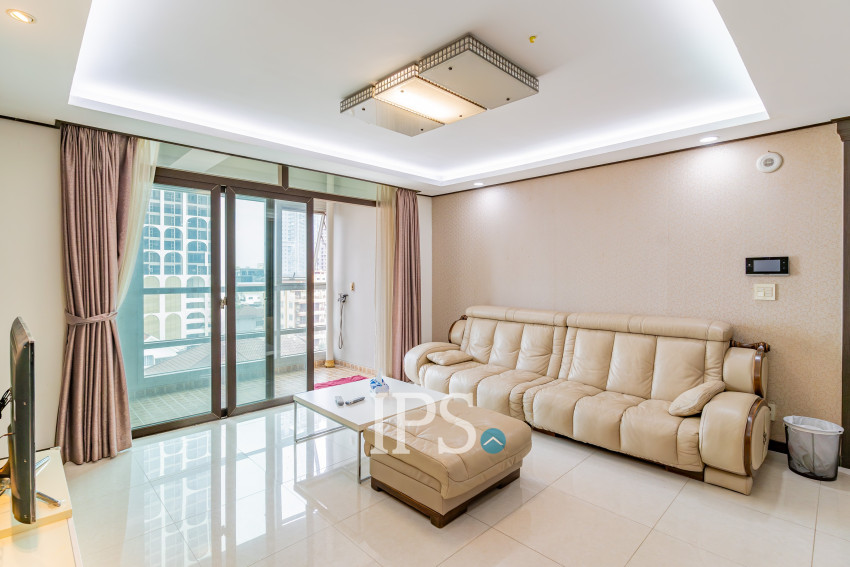 6th Floor 3 Bedroom Condo For Sale - De Castle Royal, BKK1, Phnom Penh