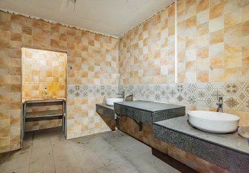 1,250 Sqm Retail Space For Rent - Phnom Penh Thmey, Phnom Penh thumbnail